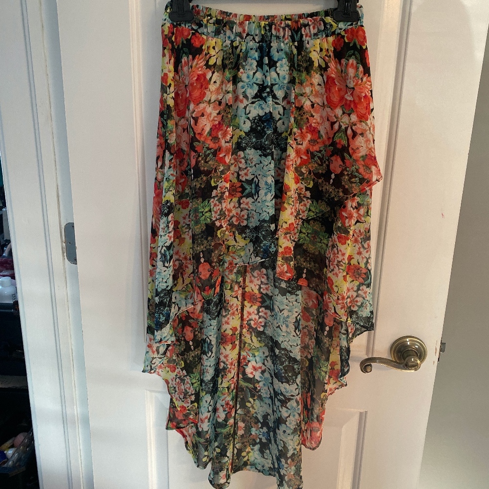 High low skirt - flower - XS - perfect condition!